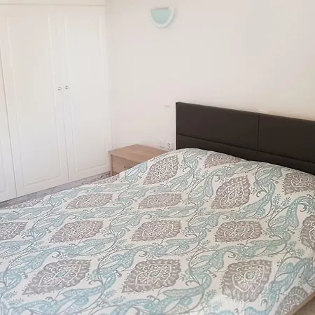 Galini Apartment Loutraki  Exterior photo